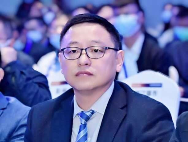金融机构及金融中介机构知名专家的成德眉资金融顾问服务团宣告成立